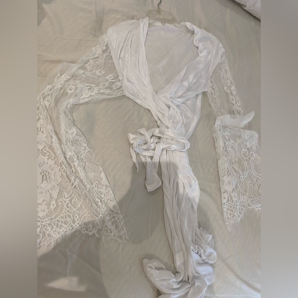 White lace robe bridal use